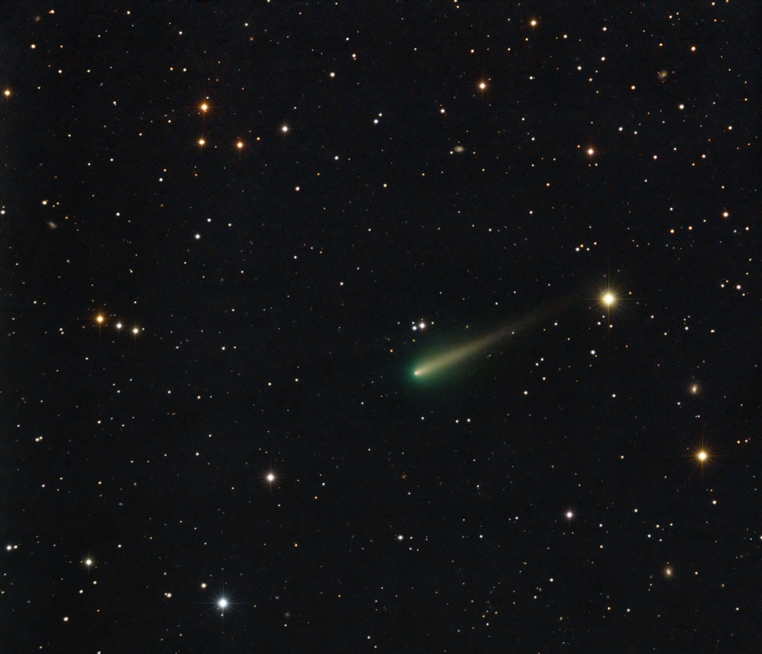 Comet ISON Passes Regulus – One Minute Astronomer