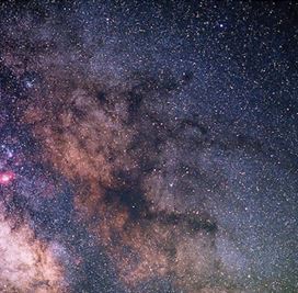 Dark Nebula in the foreground of stars along the Milky Way